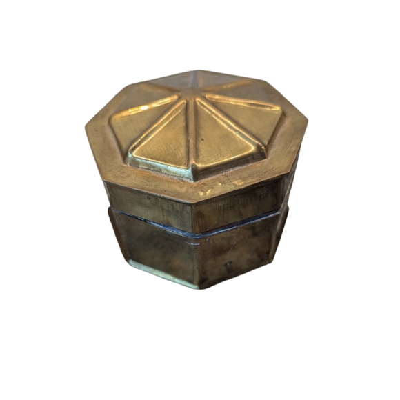 Vintage/Antique Small Brass/Metal Trinket Box - Picture 7 of 14